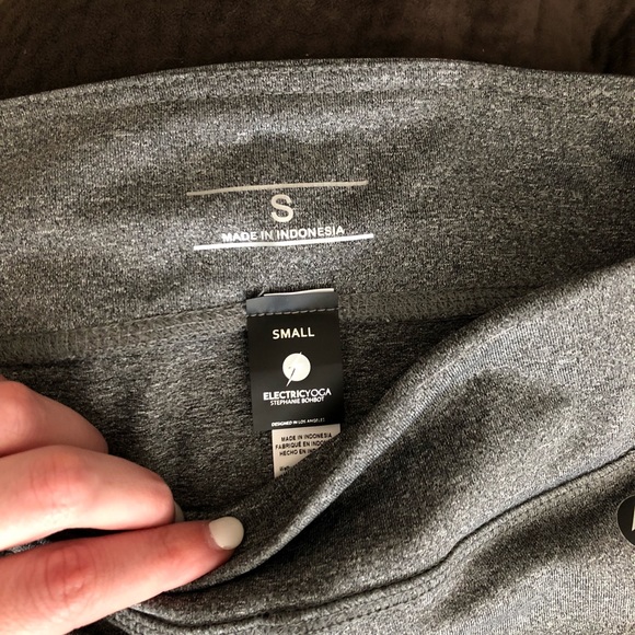 Grey mesh workout leggings - Picture 4 of 4